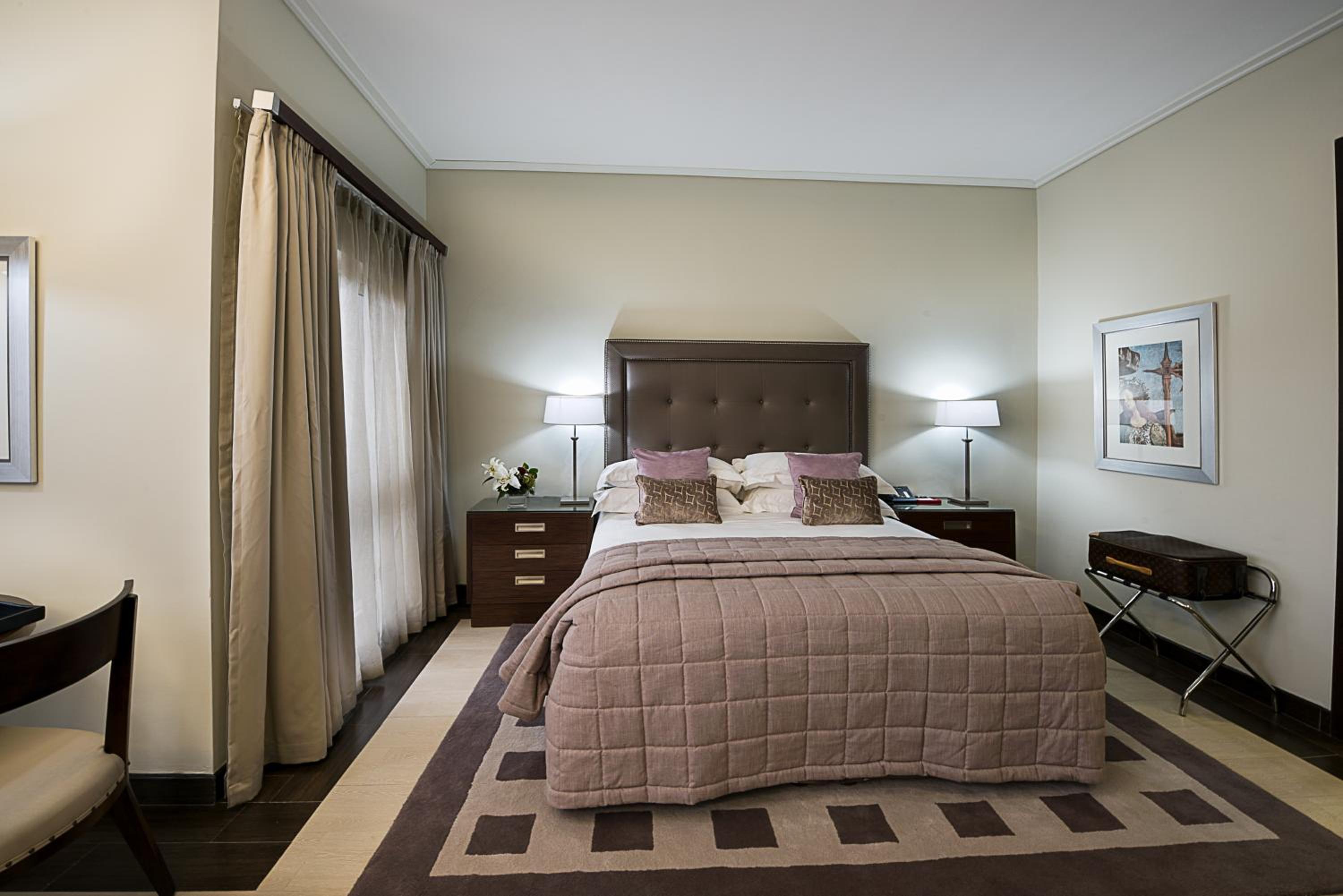 The George Hotel