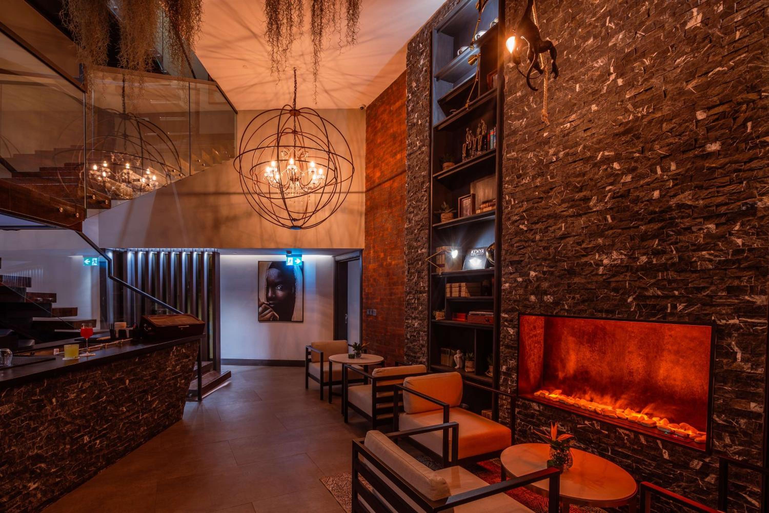 Kwetu Nairobi, Curio Collection By Hilton