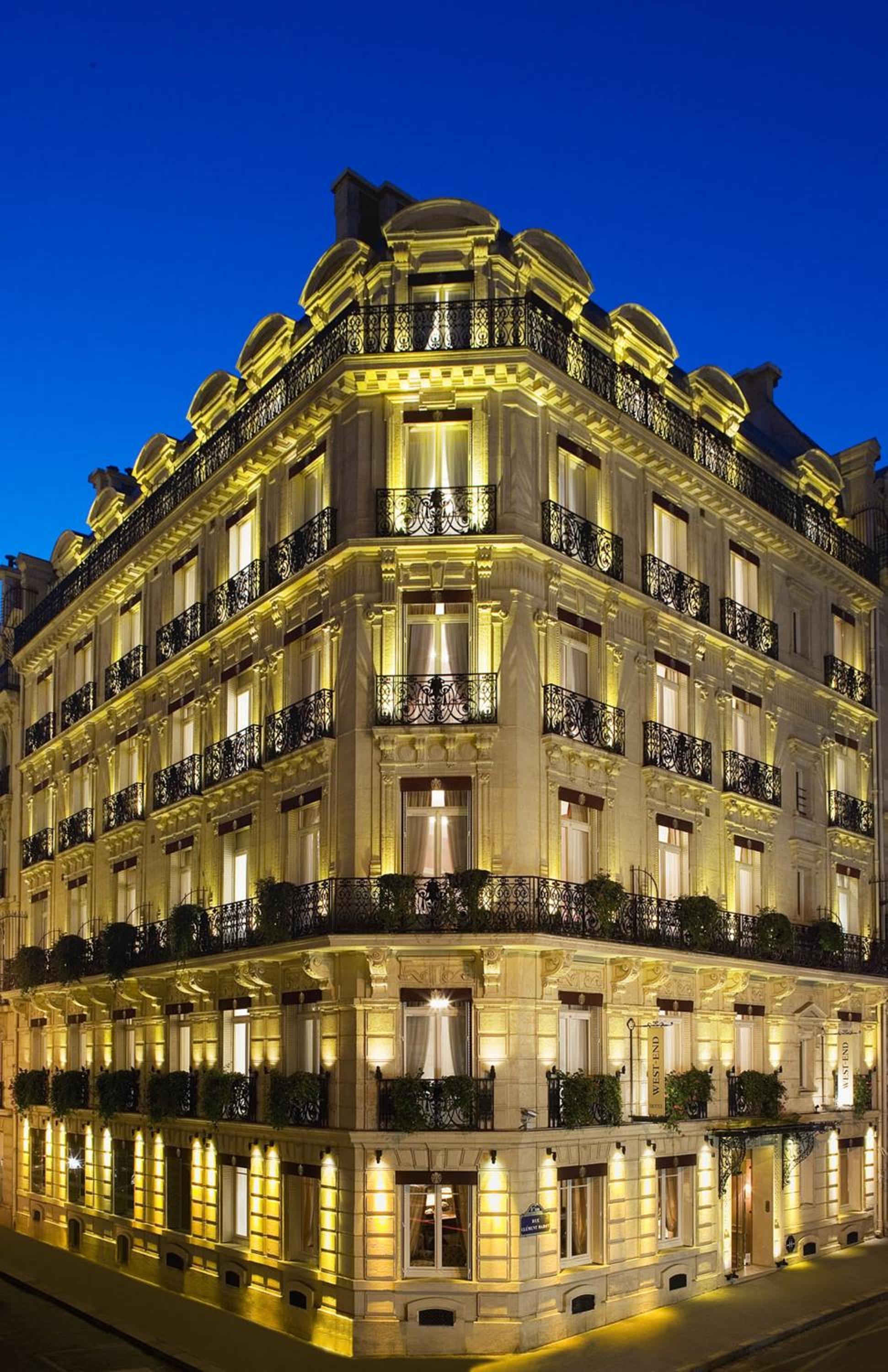 Hotel West-End