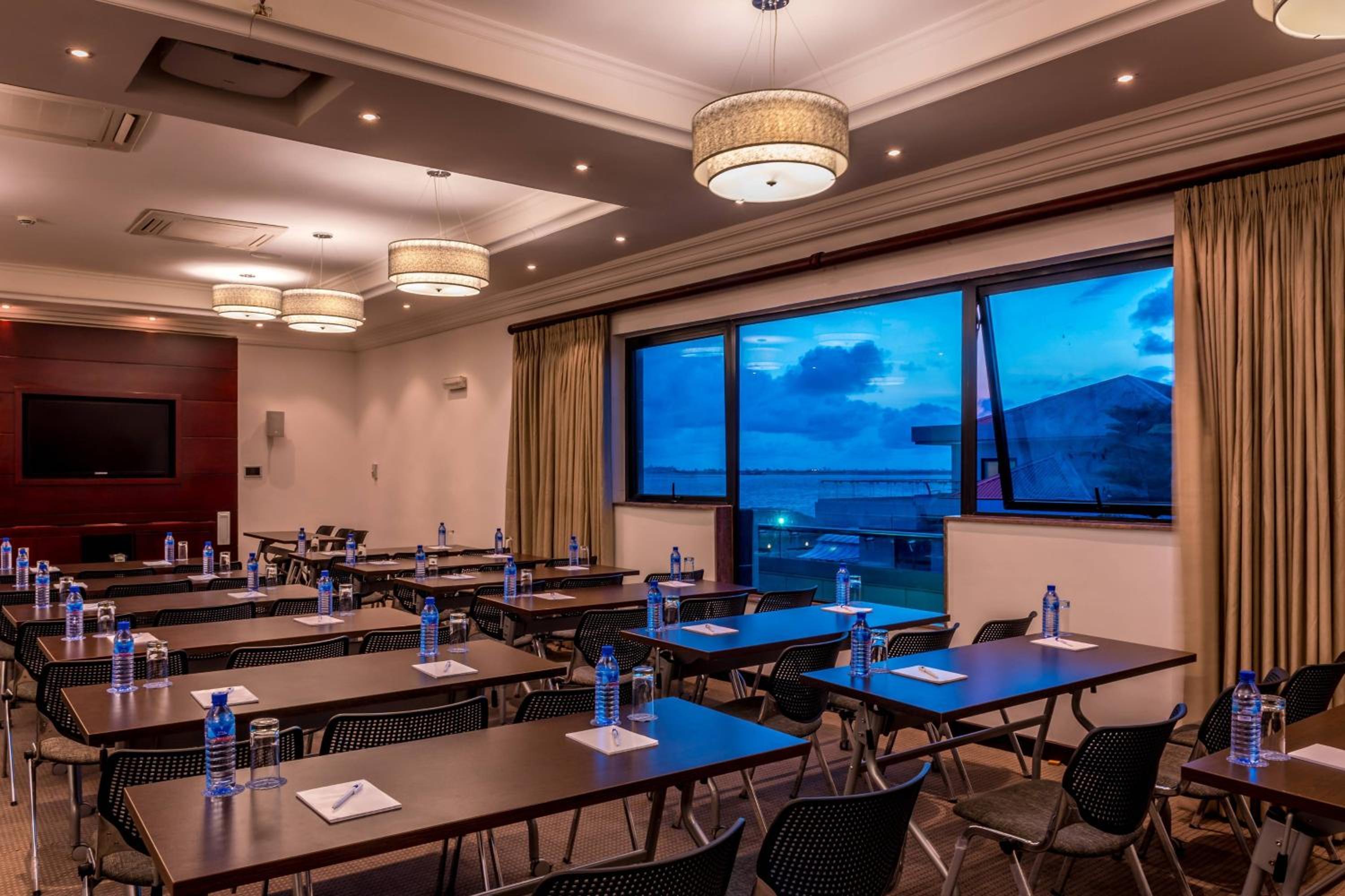 Protea Hotel by Marriott Lagos Kuramo Waters