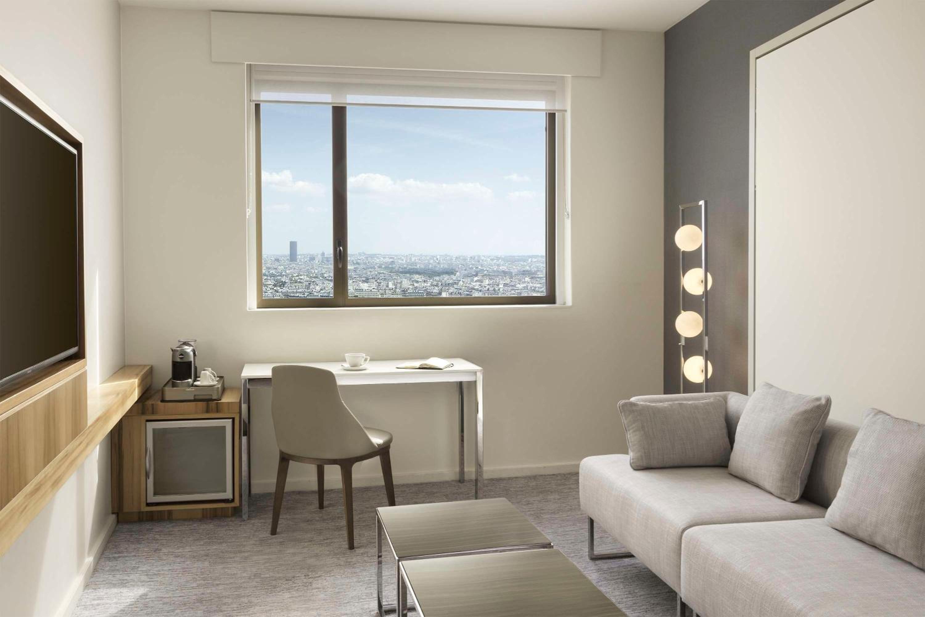 Hyatt Regency Paris Etoile